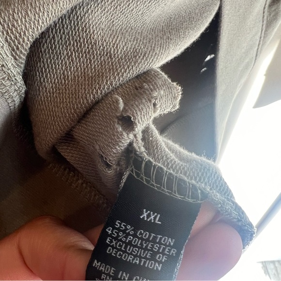 Men’s distressed sweatshirt size XXL - Picture 7 of 7